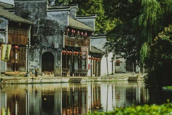 发现现在的大环境下,如果手上有50万该买房还是存银行?社区 - 红迪网平台